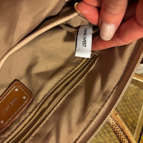 Nine West Tan Beige Crossbody Purse Handbag - Picture 16 of 16